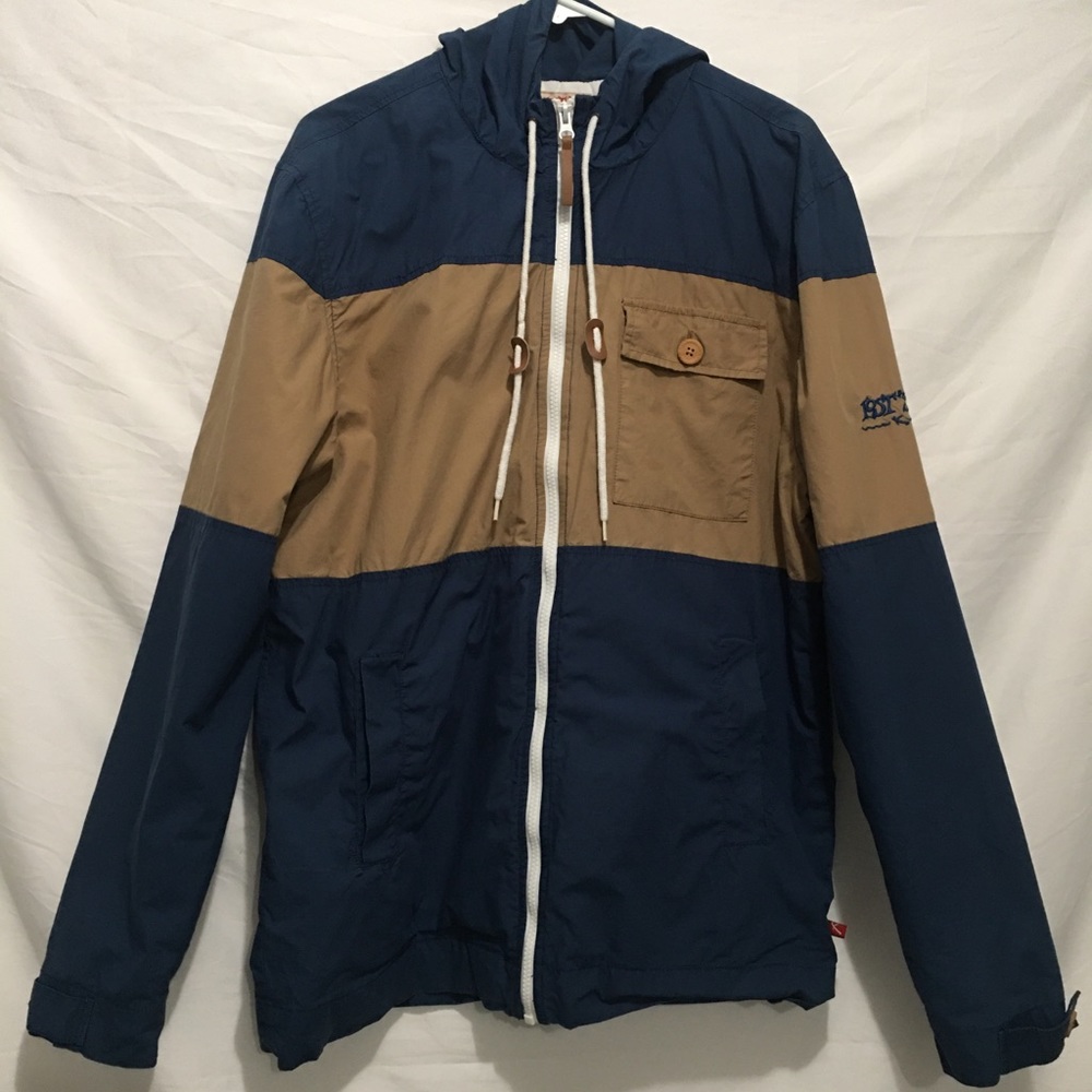 LOST AT SEA SIZE LARGE